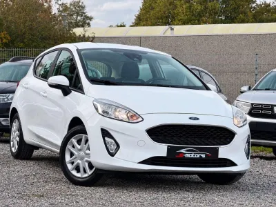 Ford Fiesta • TRÈS PROPRE • GARANTIE 1AN