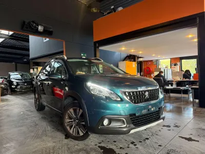 Peugeot 2008 2008 1.2  Signature S/AUTOMATIQUE/12 mois de garantie