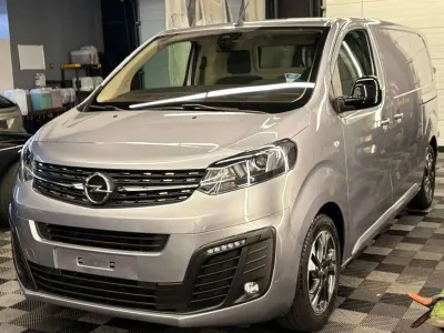 Opel Vivaro 2.0d AUTOMATIQUE bj. 2022 amper 31000km 177pk Euro 6