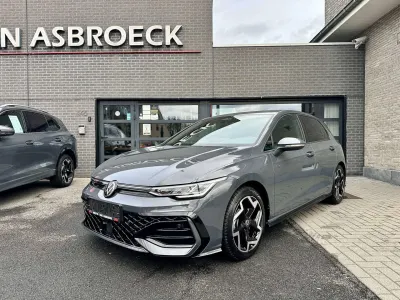 Volkswagen Golf Golf 1.5 eTSI R-Line Business Premium DSG R-Line Business Premium