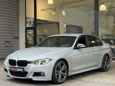 BMW 330 e PERFORMANCE (Pack M) CAMERA 360°-BIXENON-GPS-CUIR-JA19P (PRIX EXPORT)