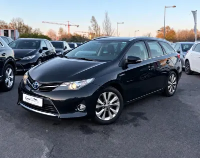 Toyota Auris SPORTS Touring 1.8 HYBRID 136H DYNAMIC BUSINESS