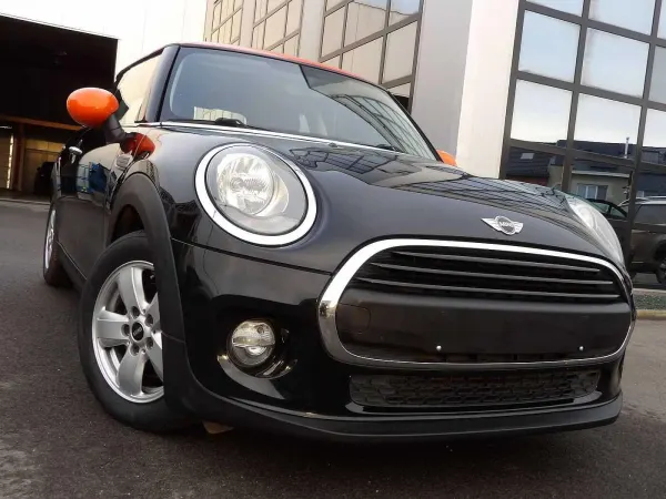 MINI One D Mini 1.5 D One met airco - parkeersensoren achter & bleutooth