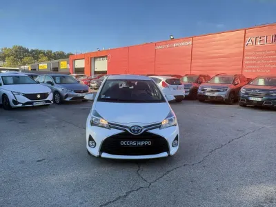 Toyota Yaris 1.5 I HYBRID 100 CV DYNAMIQUE BOITE AUTO