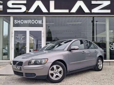 Volvo S40 S40 1.6 Turbo - D / VENTE POUR PIECES / DANS L ETAT