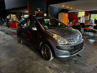 Nissan Pixo Pixo 1.0i Acenta / 5 Portes / 100 000KM / Entretien / controle technique