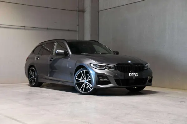 BMW 330 330e Touring - PHEV - M-Sport - Keyless - Laserlights - Head-Up Display - Adaptive Cruise Control - Camera