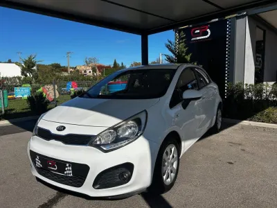 Kia Rio BUSINESS 1.1 CRDi 75 ISG