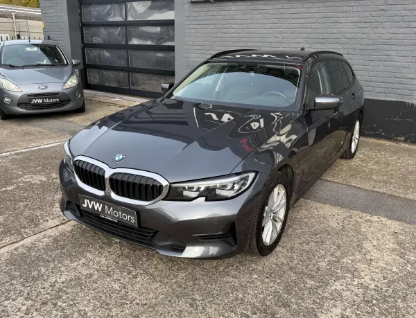BMW 330 eA PHEV * CarPlay * Navi * Camera * Leder