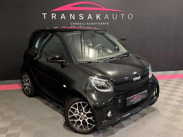 smart forTwo Prime — Toit panoramique — Cuir — CarPlay/Android Auto — LED