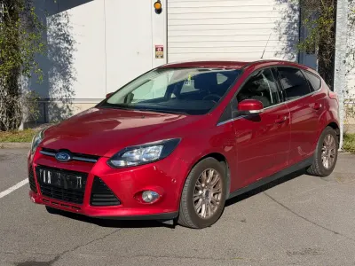 Ford Focus ( 61.542Km ) 1.0 EcoBoost ( 100Ch ) 09/2013 bien équipé !