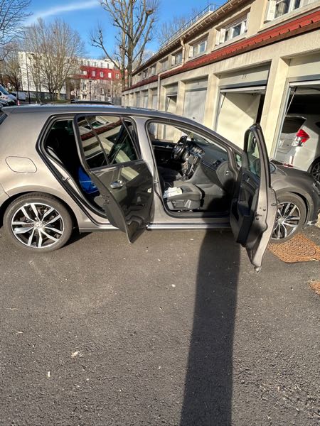 Volkswagen Golf Plus (2) 1.6 TDI 105 BLUEMOTION TECHNOLOGY CARAT DSG7