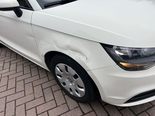 Audi A1 1.6 TDI 90 AMBIENTE