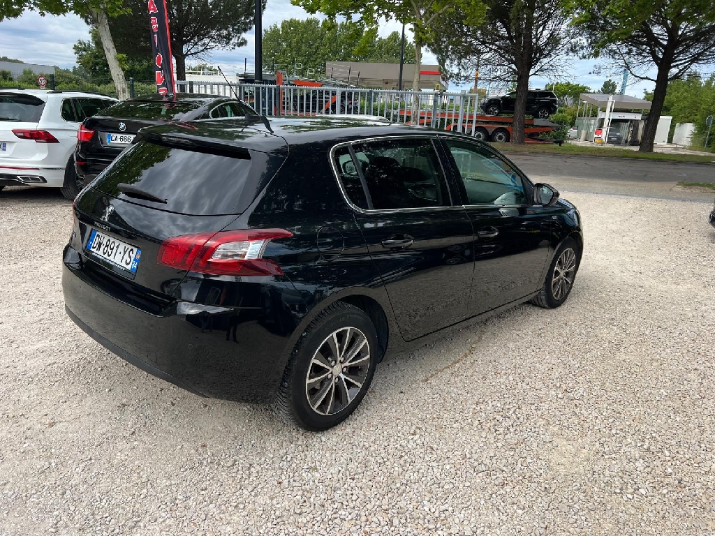 Peugeot 308 BlueHDi 120ch Style