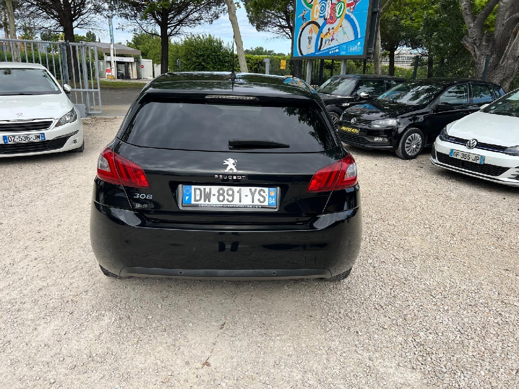 Peugeot 308 BlueHDi 120ch Style