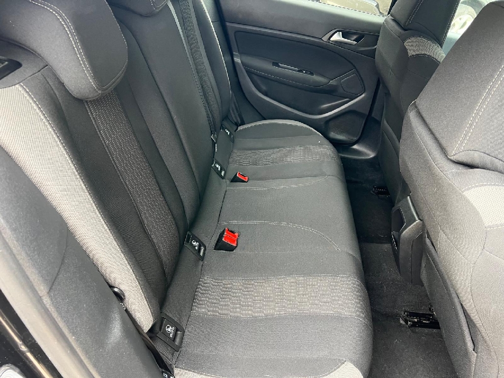 Peugeot 308 BlueHDi 120ch Style