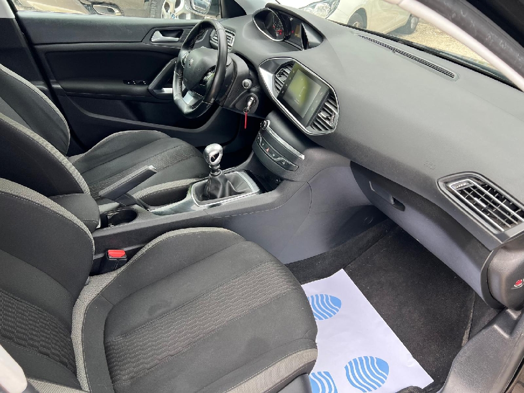 Peugeot 308 BlueHDi 120ch Style