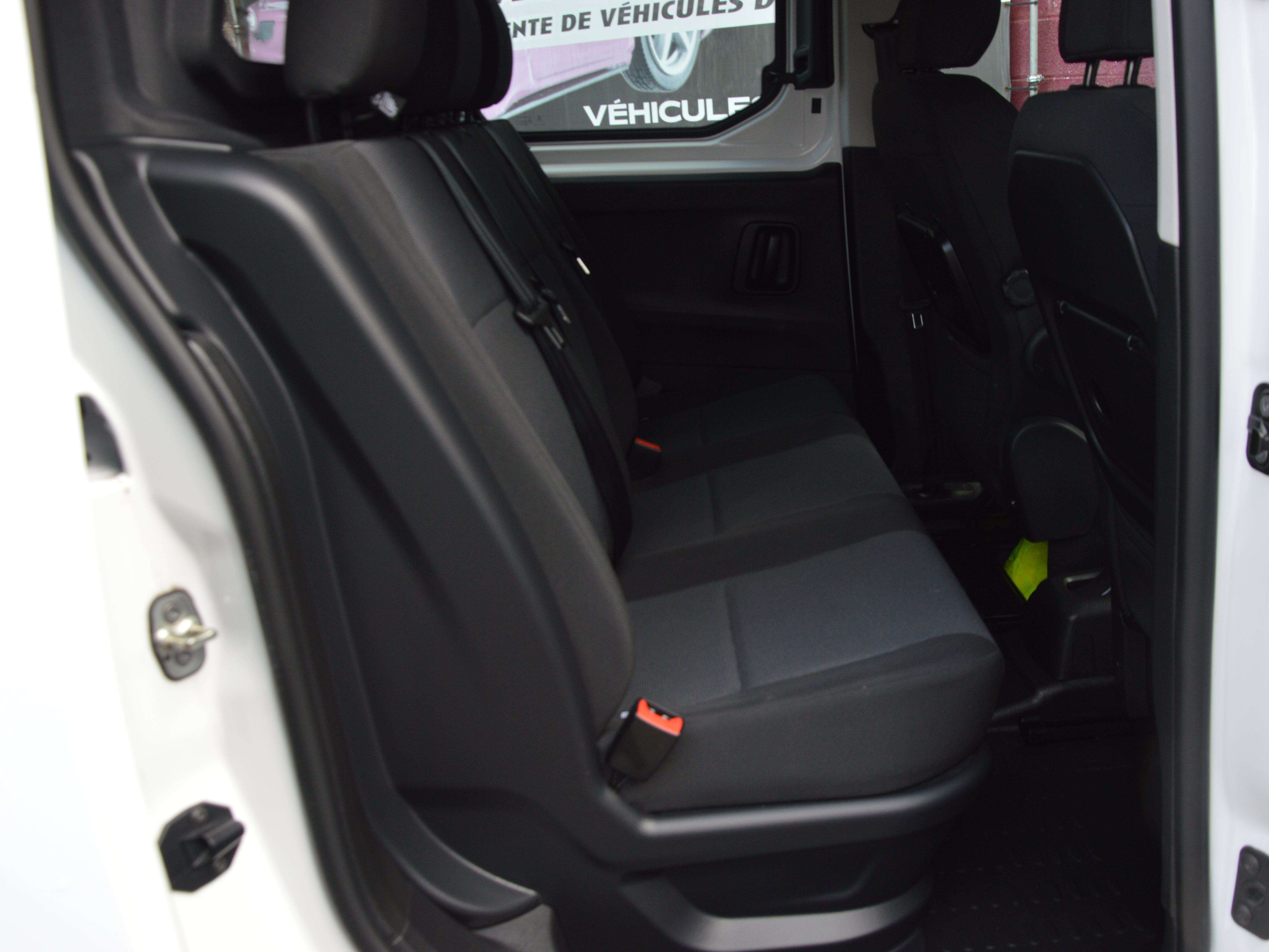 Opel Combo Life 1.5TDBlue 5PL UTILITAIRE NEUF CARPLAY 10.383KM