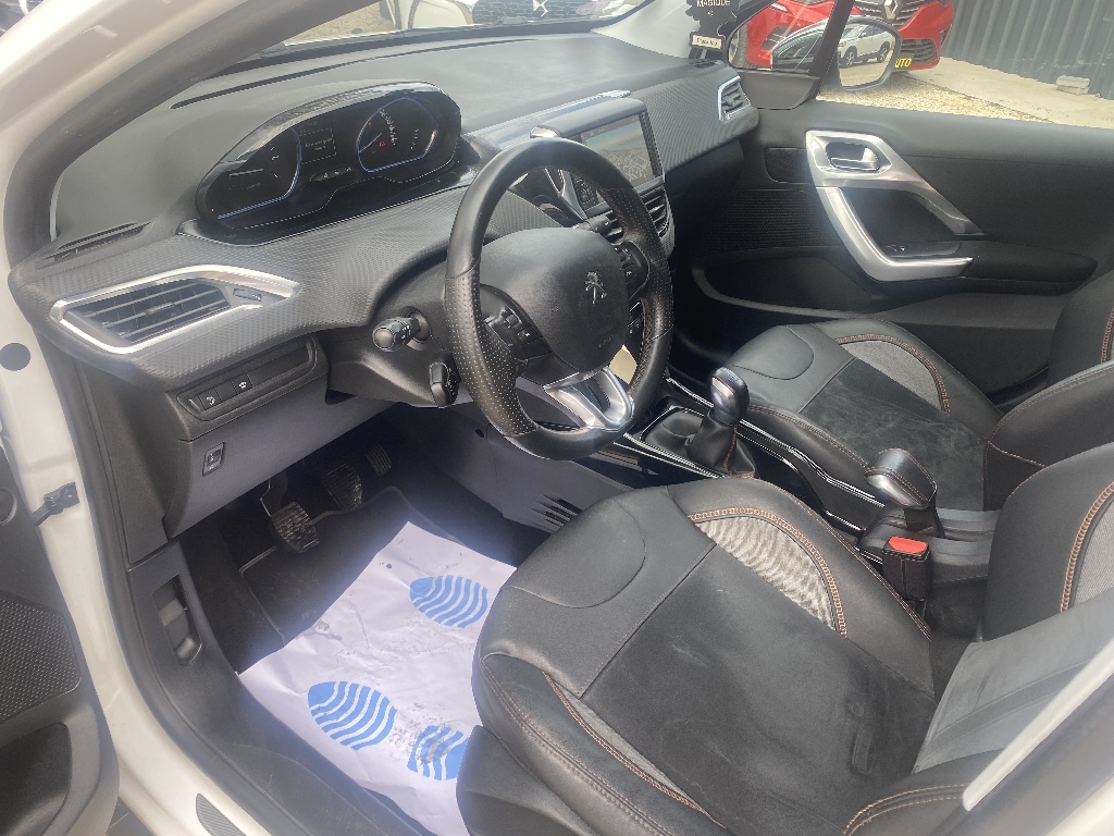Peugeot 2008 1.2 110ch Crossway