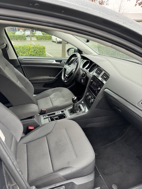 Volkswagen Golf VII (2) 1.6 TDI 115 BLUEMOTION TECHNOLOGY CONFORTLINE DSG7 5P