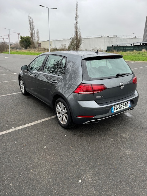 Volkswagen Golf VII (2) 1.6 TDI 115 BLUEMOTION TECHNOLOGY CONFORTLINE DSG7 5P
