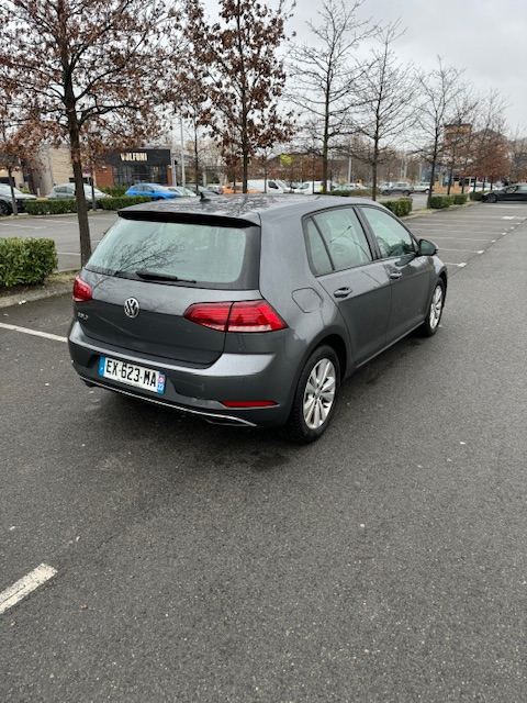 Volkswagen Golf VII (2) 1.6 TDI 115 BLUEMOTION TECHNOLOGY CONFORTLINE DSG7 5P