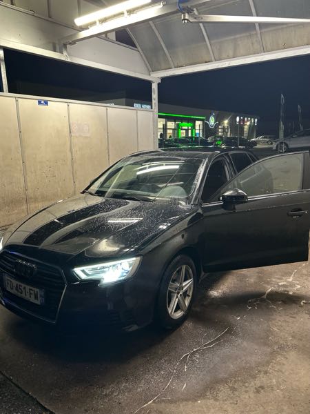 Audi A3 IV SPORTBACK 30 TDI 116 BUSINESS LINE S TRONIC