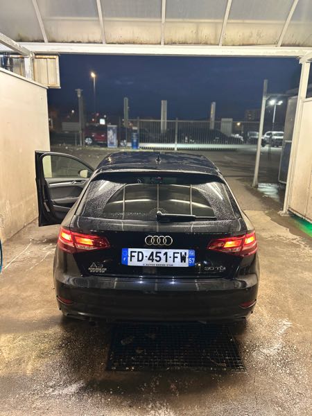 Audi A3 IV SPORTBACK 30 TDI 116 BUSINESS LINE S TRONIC